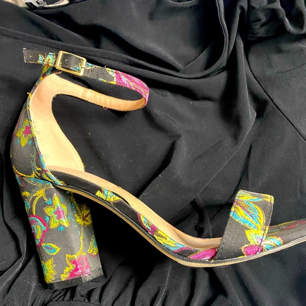 Madden Girl Size 6 Pattern Heels
